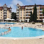 Apartcomplex Royal Sun
