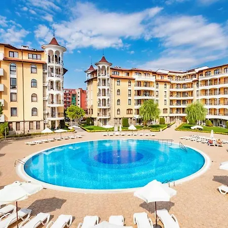 Apartcomplex Royal Sun 3*