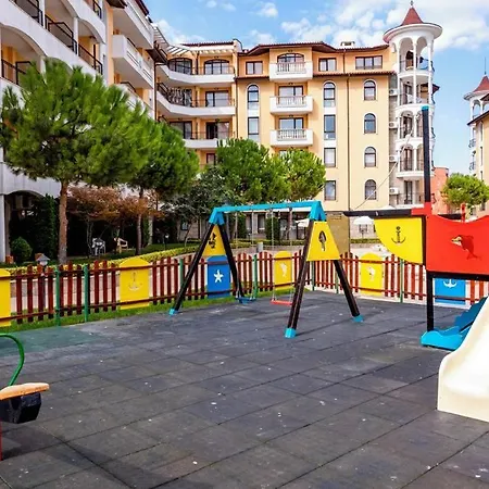 Apartcomplex Royal Sun Aparthotel 3*